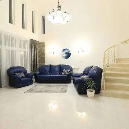 Ravda Residence بيت ضيافة رافدا