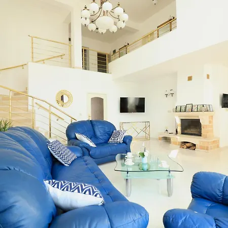 بيت ضيافة Ravda Residence