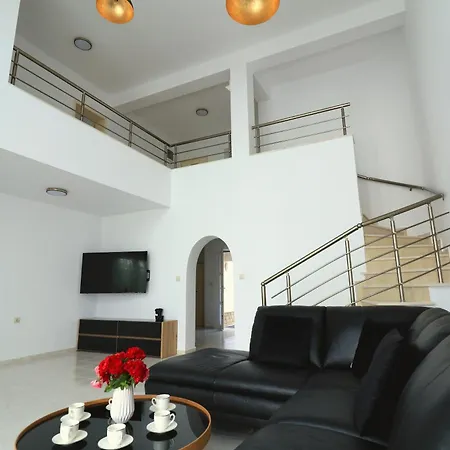 بيت ضيافة Ravda Residence رافدا