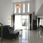 Къща за гости Ravda Residence