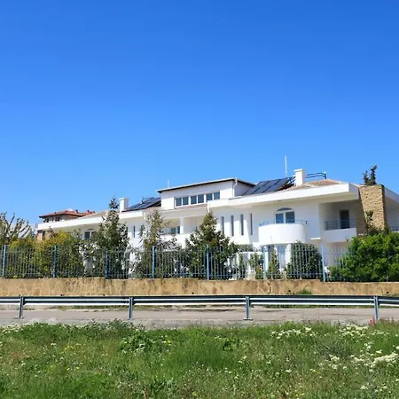 Guest house Ravda Residence