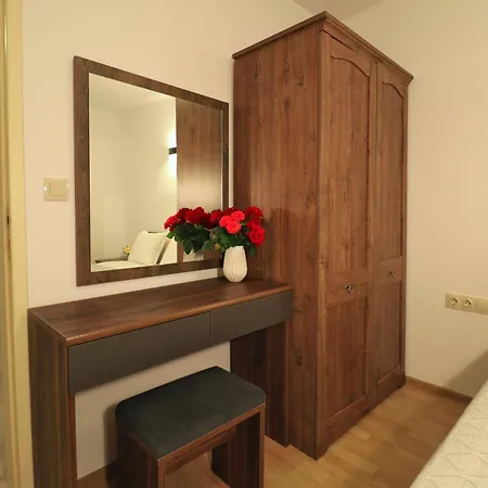 Guest house Ravda Residence