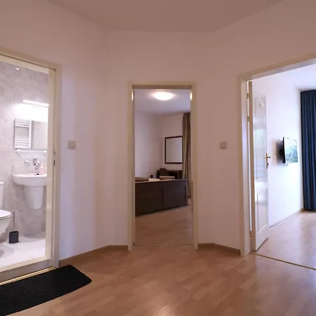 Guest house Ravda Residence