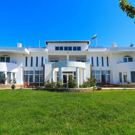 Ravda Residence Guest house