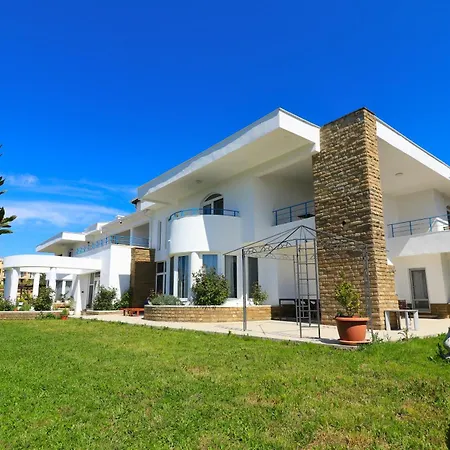 Guest house Ravda Residence