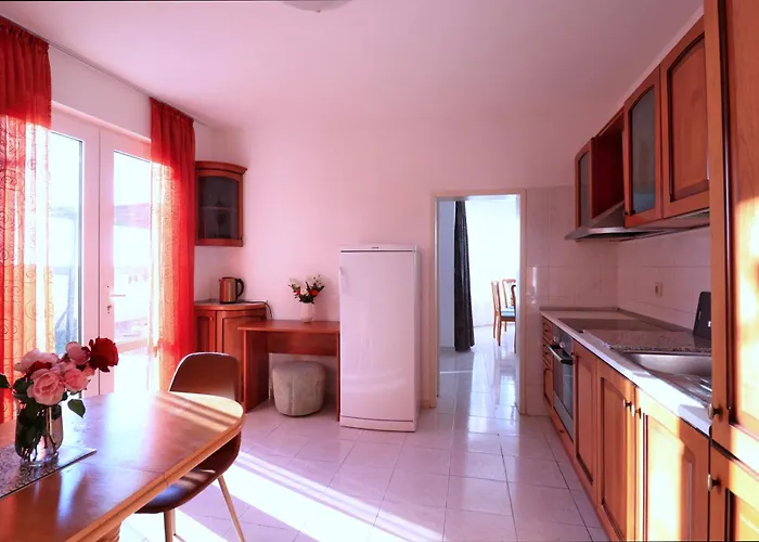 Ravda Residence Gasthof 4*