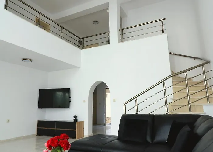 Gasthof Ravda Residence Rawda