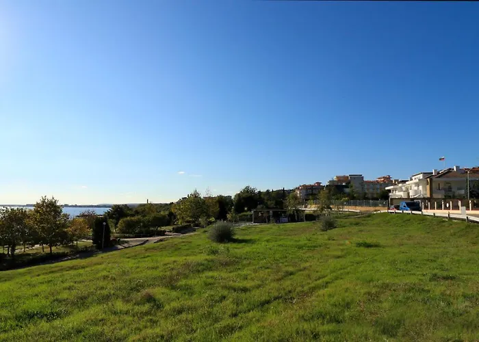 Ravda Residence Gasthof 4*